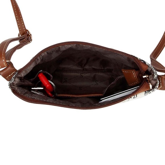 Spring Lamb Sling Bag - Picture 4 of 8